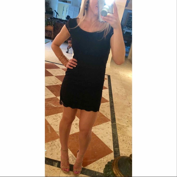 Robbi & Nikki Black Lace Mini Dress XS - Picture 3 of 3
